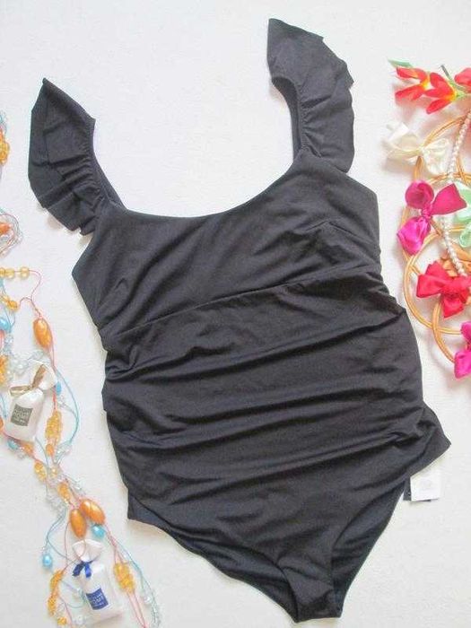 Черный слитный купальник для беременных Asos.