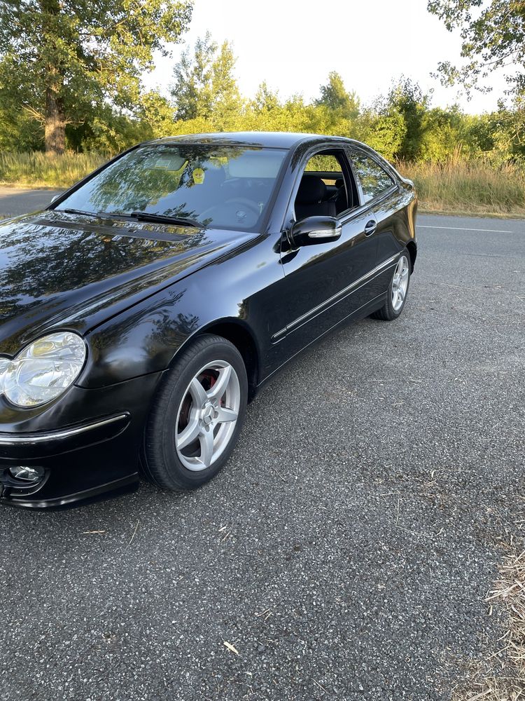 Sprzedam mercedesa c160