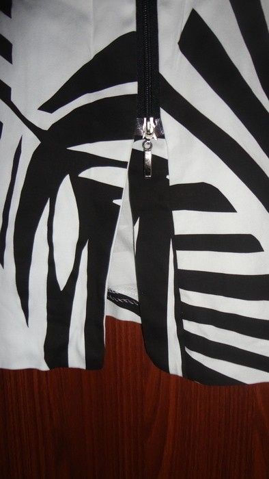 Piekna sukienka 'Zebra" roz 40