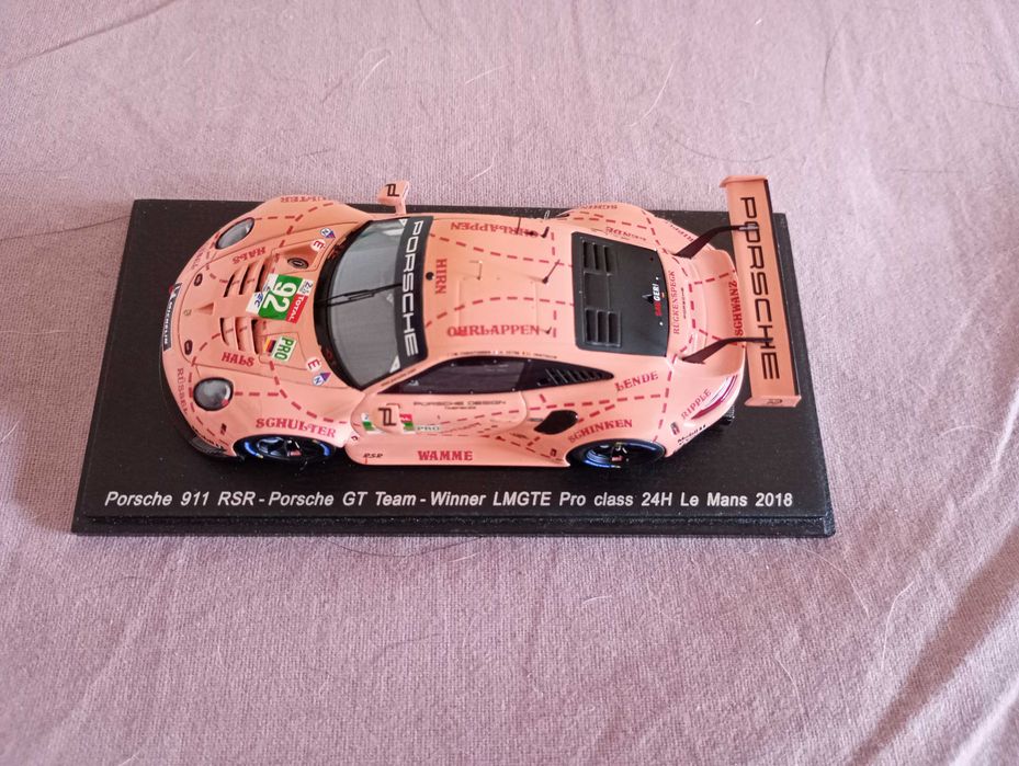 Porsche 911 RSR - Winner LMGTE Le Mans 2018