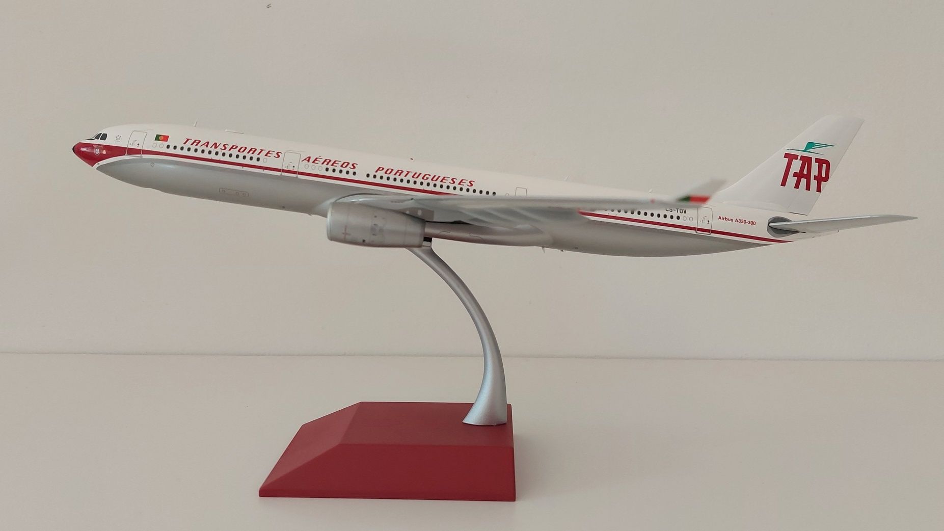 Airbus A330-300 TAP Portugal Airlines "Retro" CS-TOV