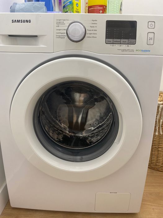 Máquina de Lavar Roupa