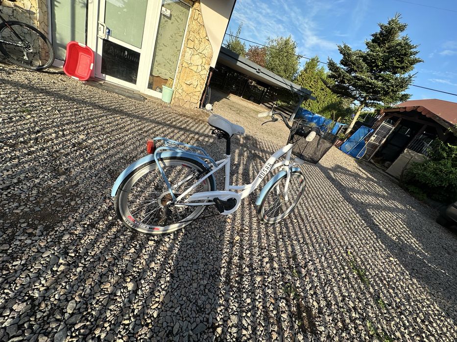 Dower damski  kola 24 husar