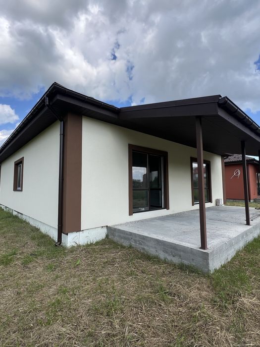 Будинок біля школи 120м2