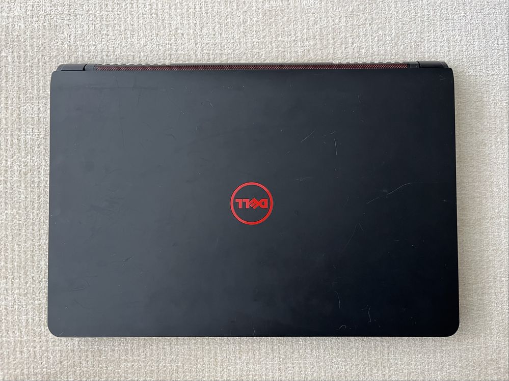 Dell Inspiron 15