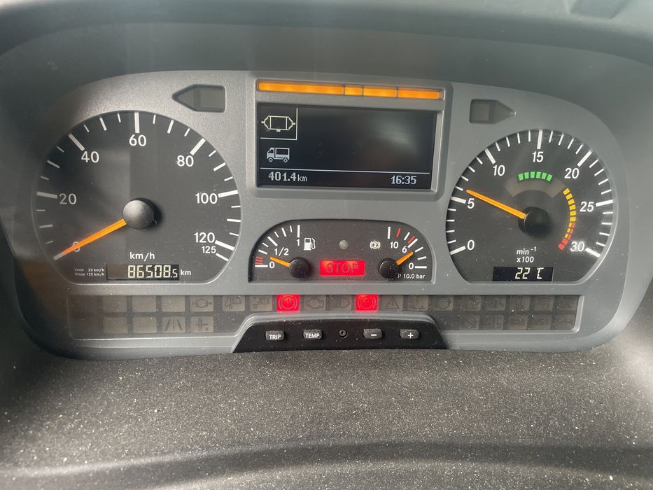 Mercedes Axor 1828 4x4 piaskarka 86tys km