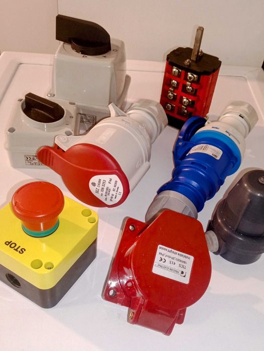 Wyp. garażowa! Wyłącznik awaryjny w obudowie Fi40 1NC PQ01R4N nowy