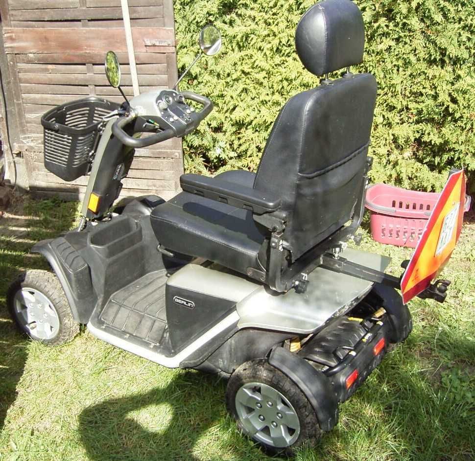 skuter wózek pojazd samochód elektryczny inwalidzki terenowy 15km/h