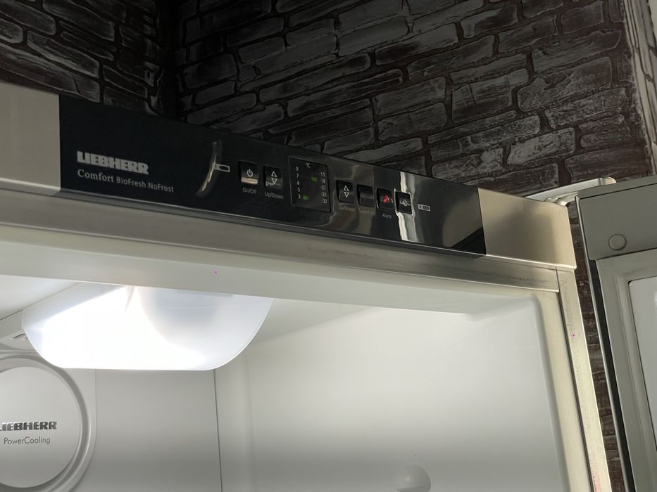 Холодильник Liebherr CBNesf 3733 | Bio-Fresh | Німецький!