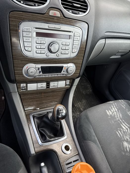 Ford Focus 2 Форд на запчастини 1.8 мотор