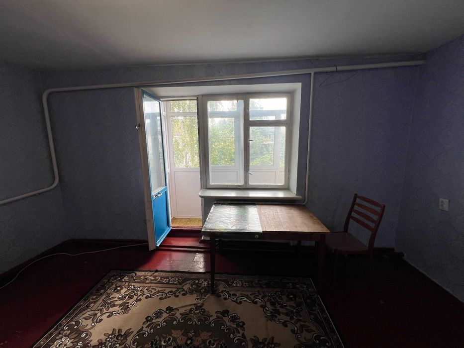 Продається двокімнатна квартира, в м. Сквира.