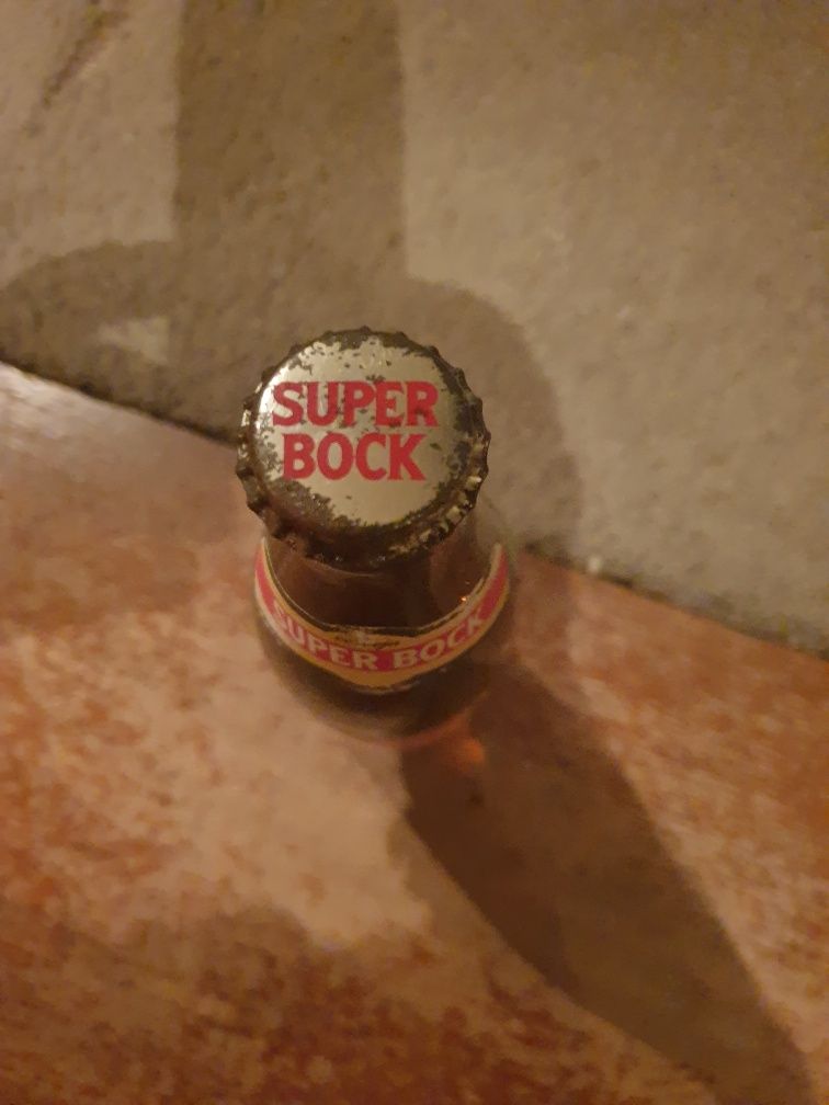 Garrafa antiga da S.bock