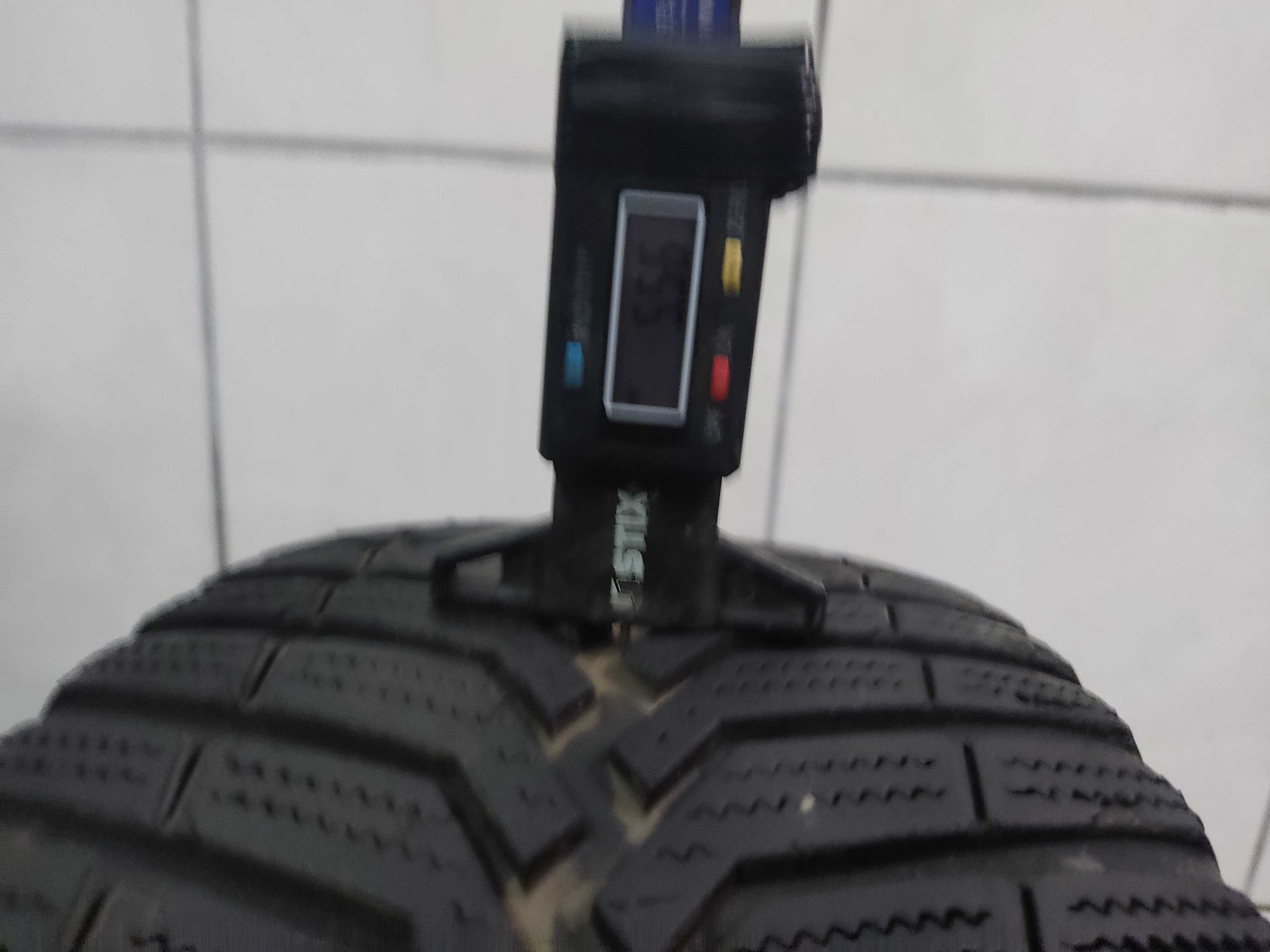 Vredestein SnowTrac 3 185/60/14 82T 5,5mm pojedyncza sztuka