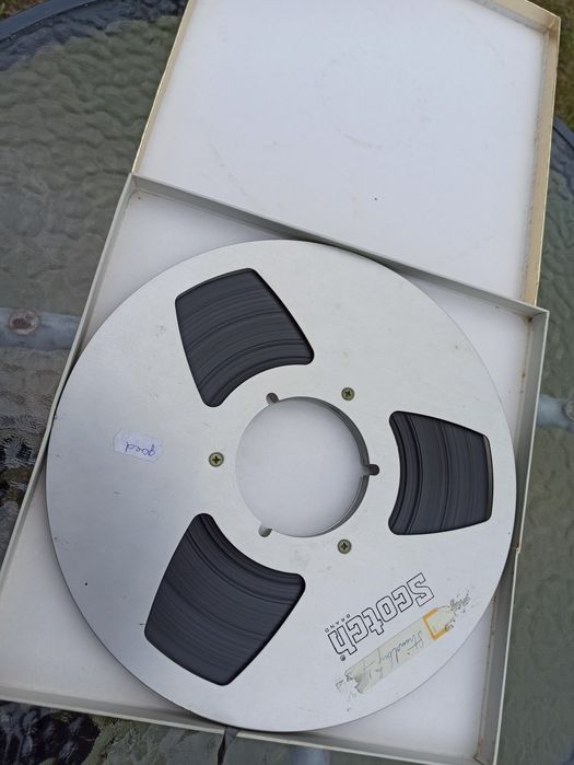 Aluminiowa szpula 26,5cm magnetofonowa z taśmą