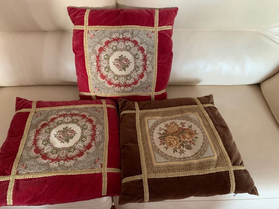 Conjunto 3 almofadas antigas veludo