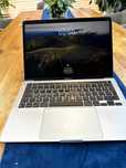 MacBook Pro 13" M1 16GB/256GB SSD Space Grey - Stan Idealny