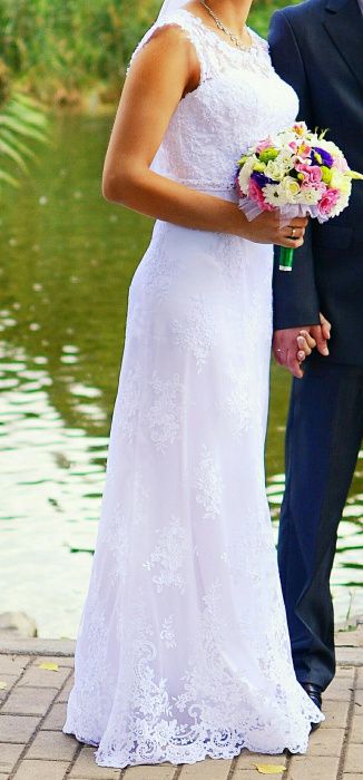 Гипюровое свадебное платье