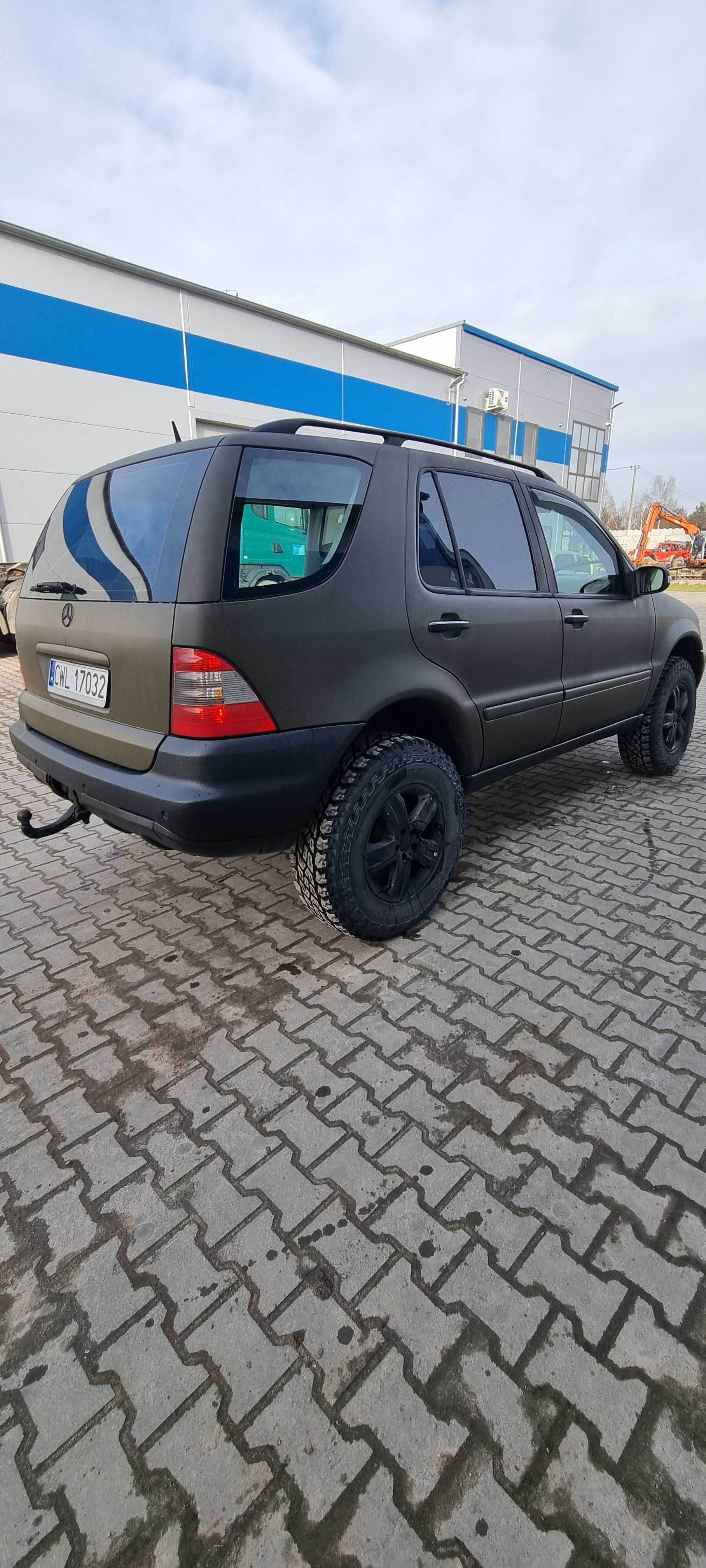 Mercedes ML 270CDI samochód ciężarowy FV VAT