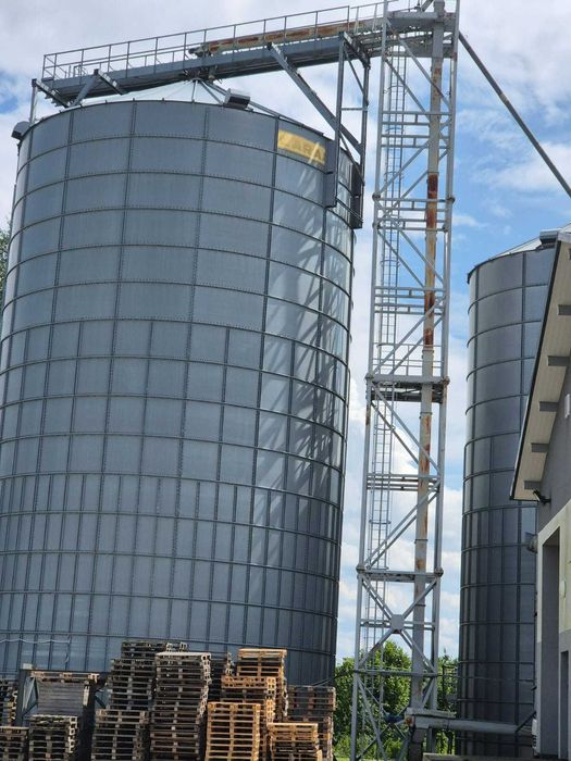 Silosy zbożowe płaskodenne. Typu Araj.