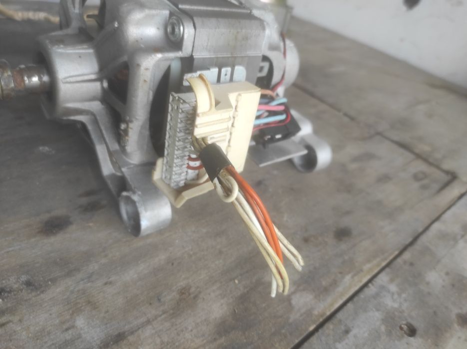 Продам мотор от стерильной машинки