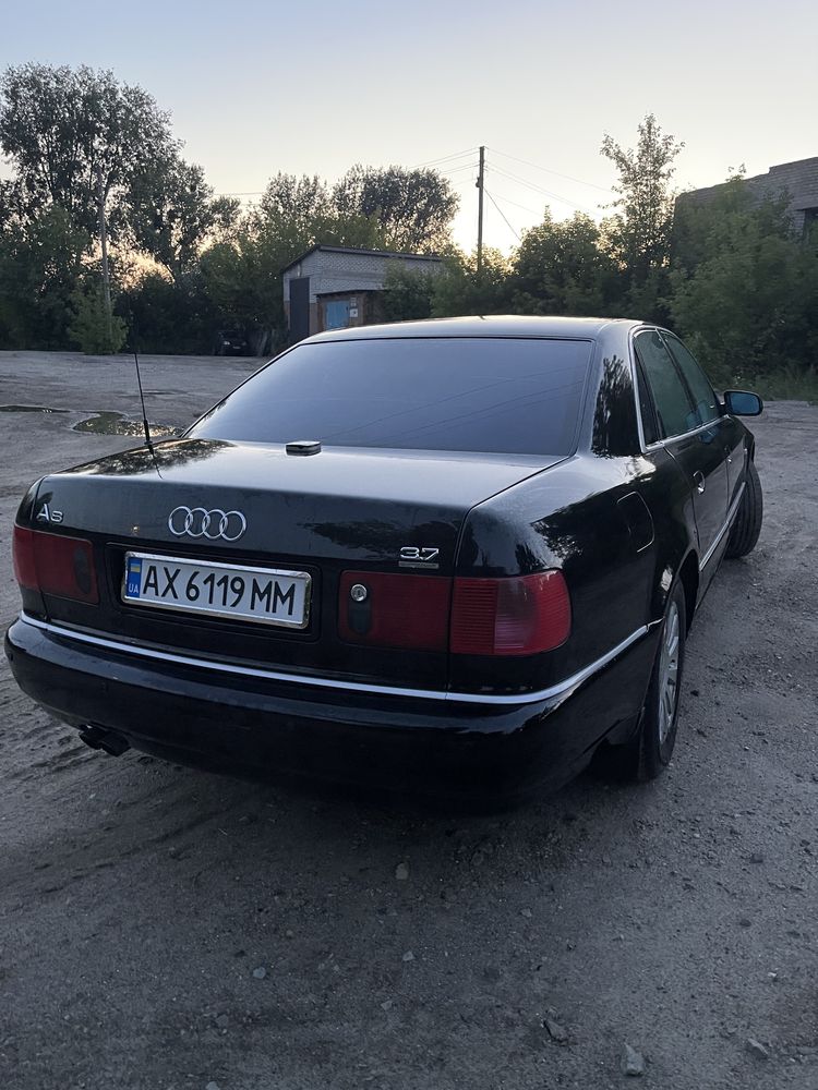 Audi A8 Quattro ІДЕАЛ