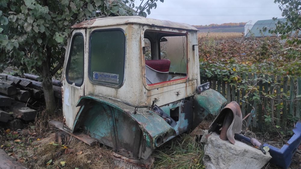 Продам кабіну ЮМЗ мала