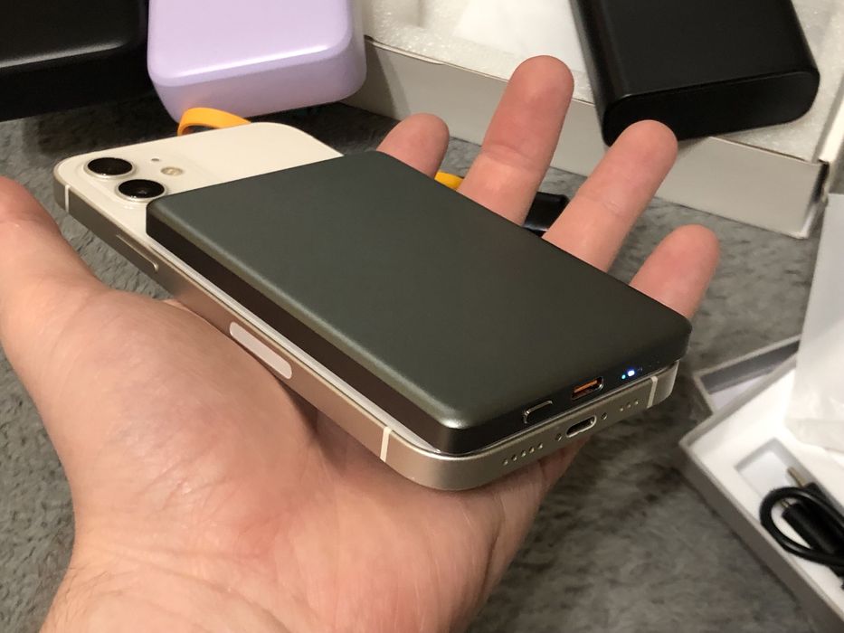 Павербанки Повербанк 20000mAh PowerBank Magnetic Slim Magsafe 5000mAh