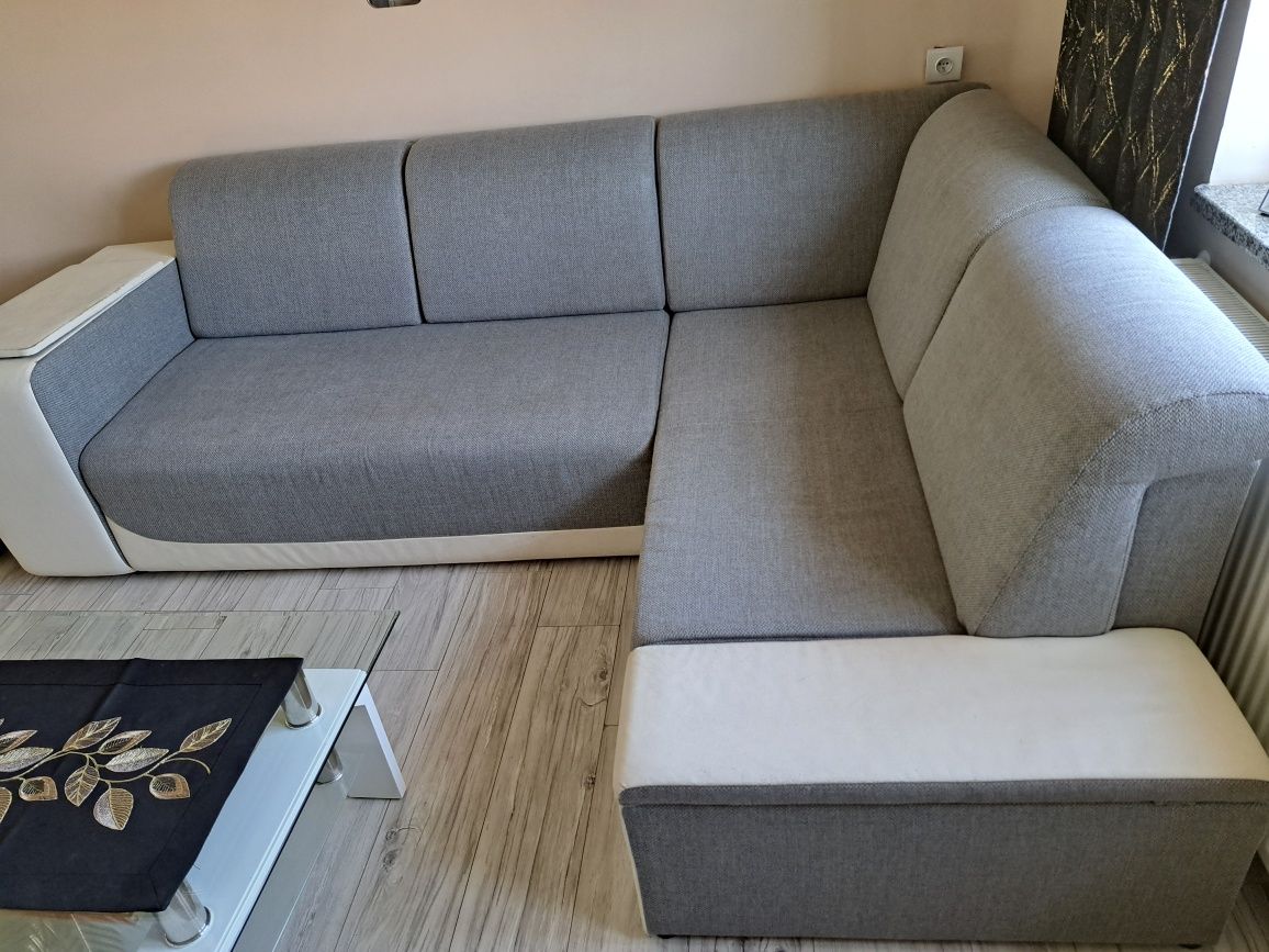 Narożnik do salonu