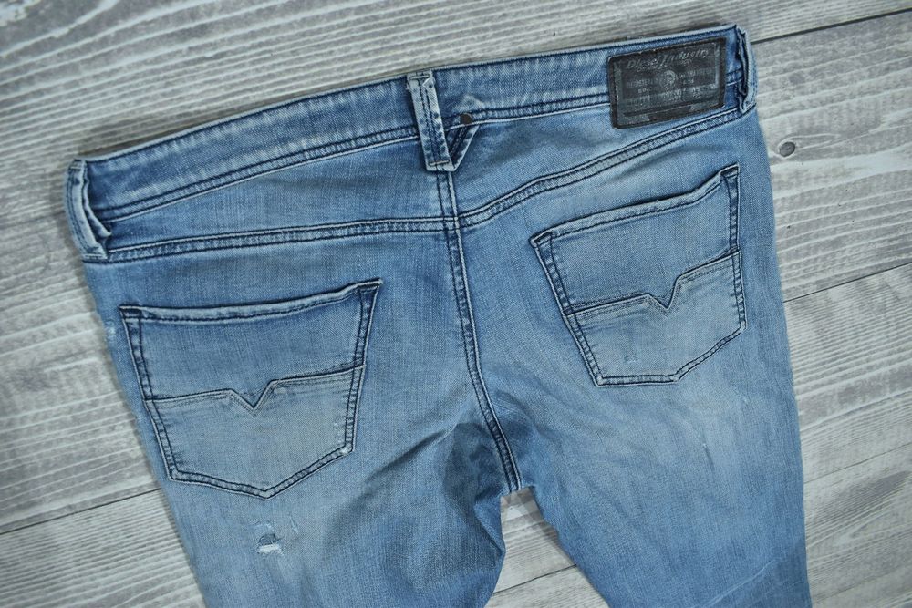 Diesel Larkee-Beex Regular Tapered Jeansy W32 L34