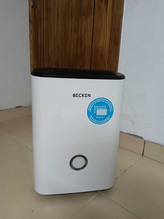 Vendo desumidificador beken, entrego em mão. Usado em muito bom estado
