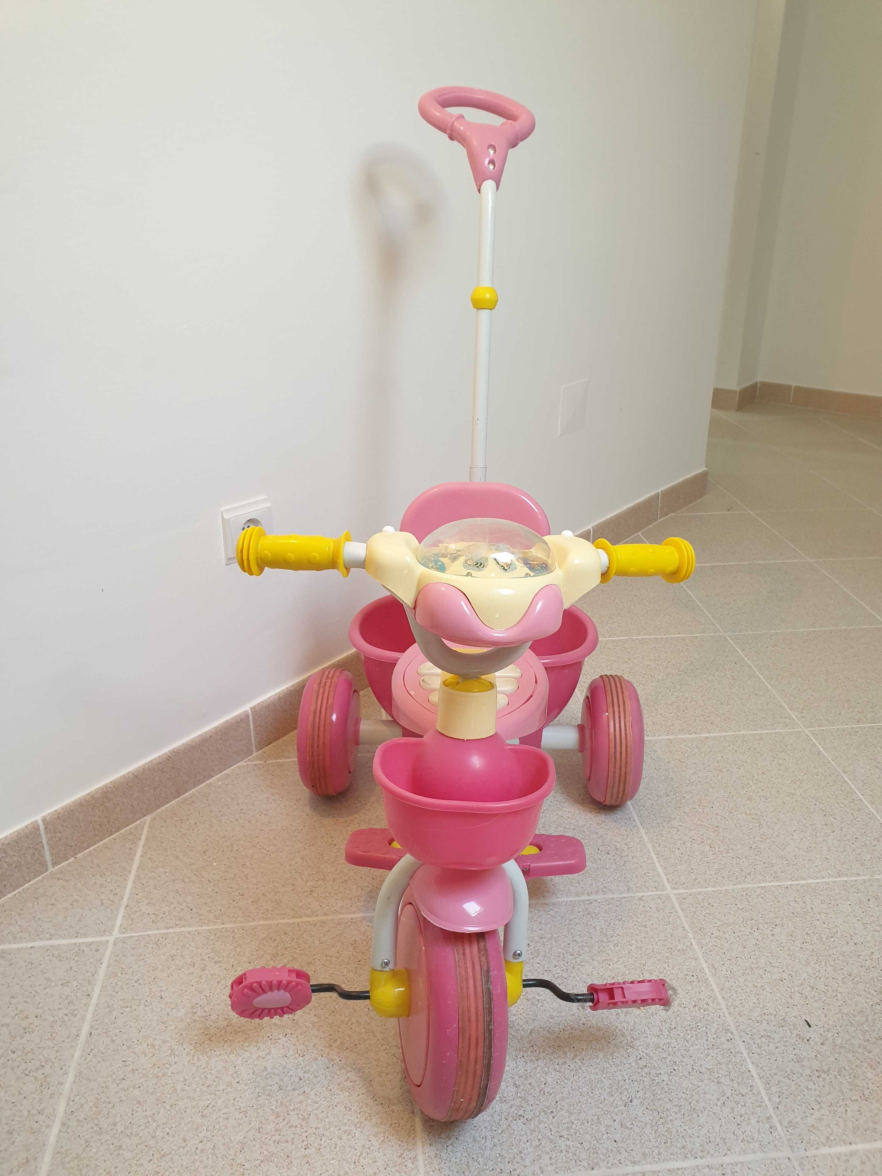 Triciclo Rosa para criança