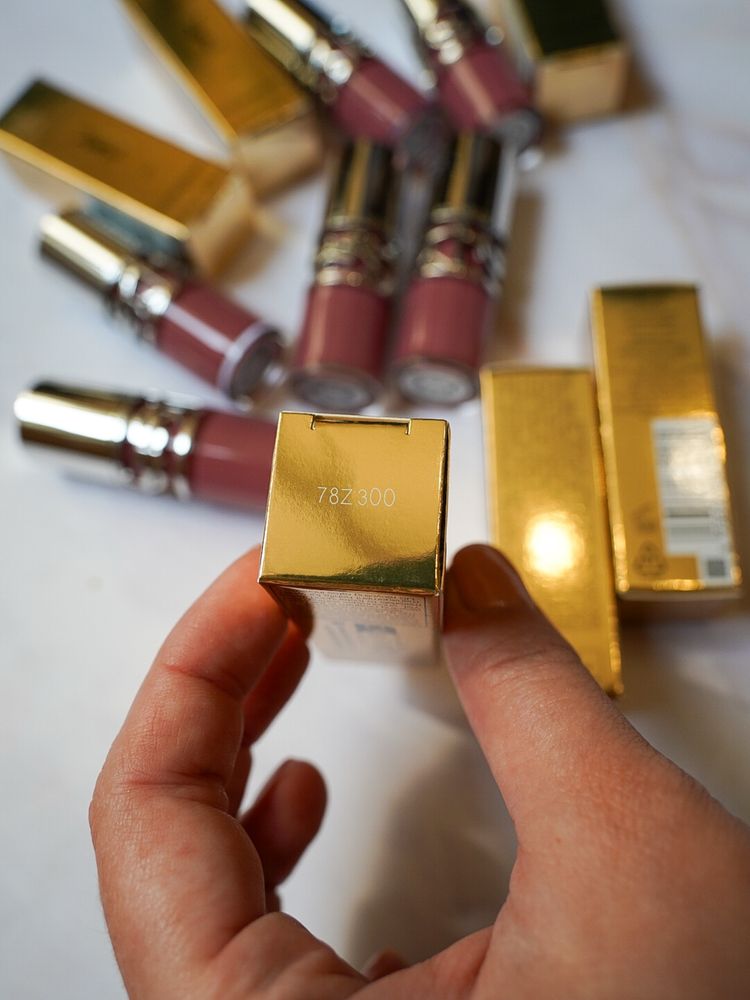 Блиск для губ Yves Saint Laurent Loveshine Plumping Lip Oil Gloss