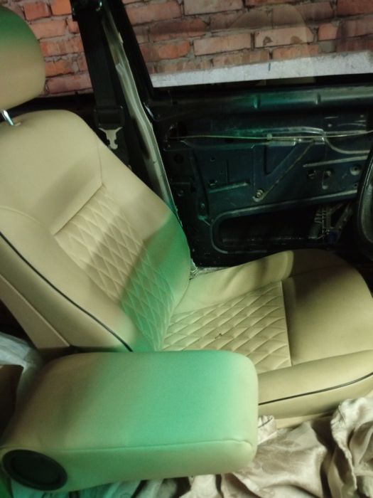 Продається Мерседес 300 SE. 126 . 1982 року.