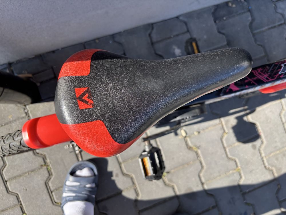 Rowerek visitor kola 16