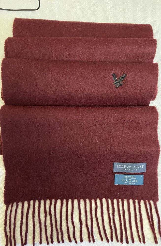 Шотландський кашеміровий шарф від lyle scott