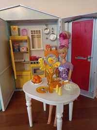 Domek dla lalek Barbie z wyposażeniem