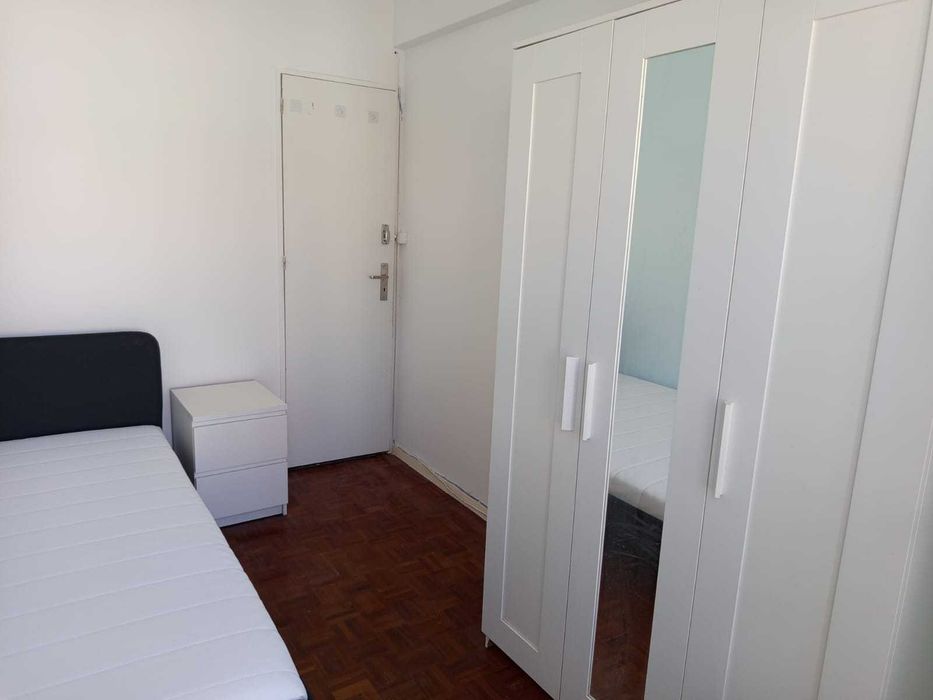Quarto de Casal em Reboleira