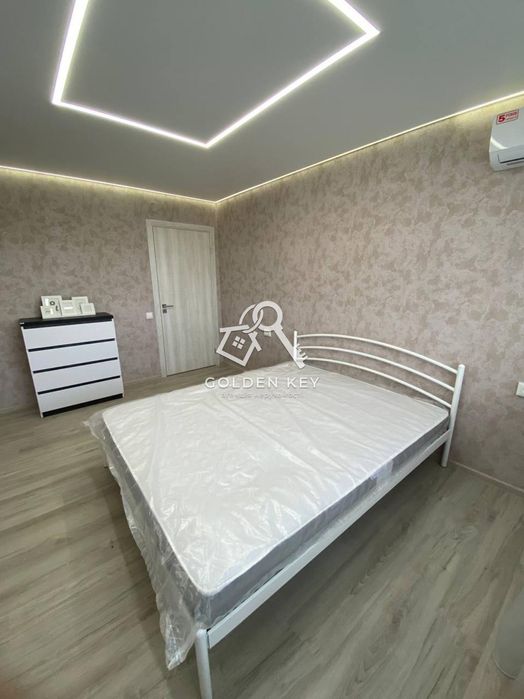 Оренда трикімнатної квартири по вулиці Петра Калнишевського!