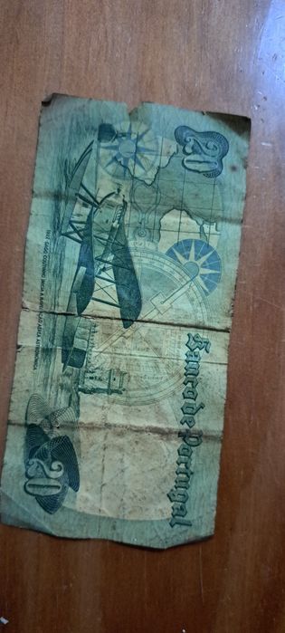 Muedas e notas antigas