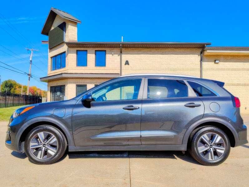 2022 Kia Niro Plug-In Hybrid LXS