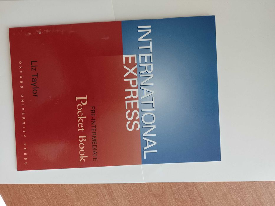 Podręcznik International Express pre-intermediate
