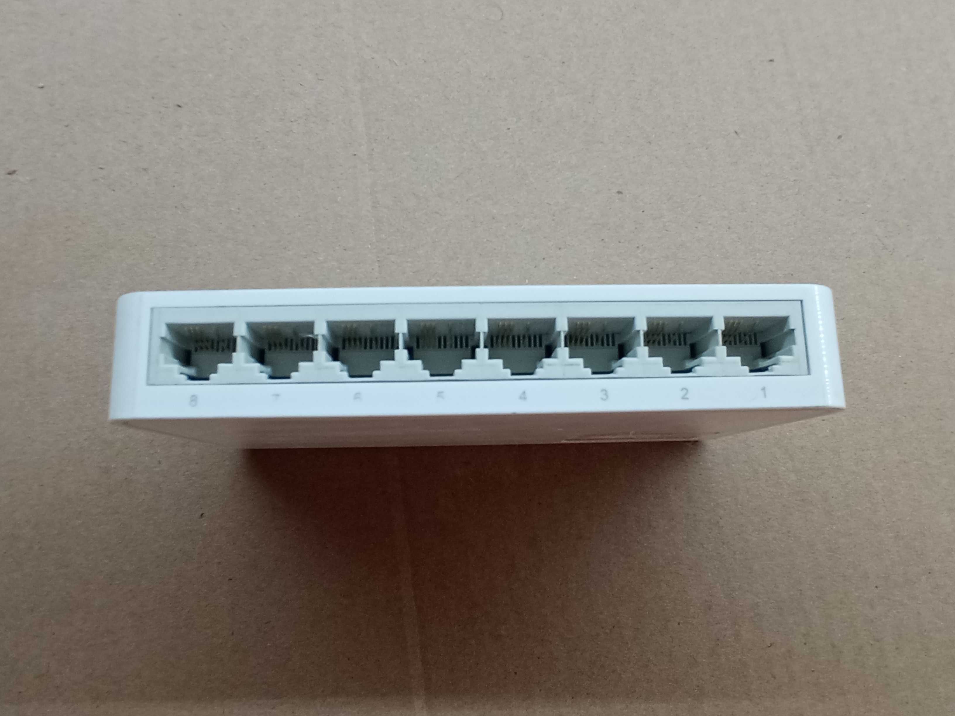 Комутатор свіч 8-портовий TP-Link TL-SF1008D