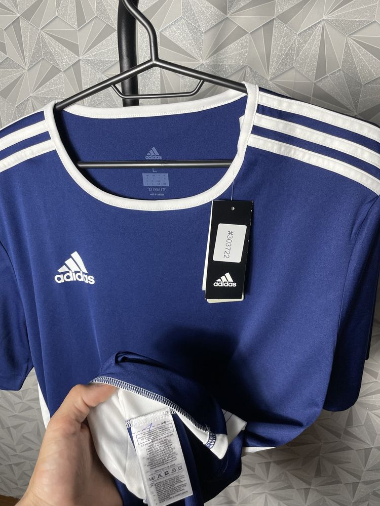 Продам мужскую спортивную  футболку Adidas