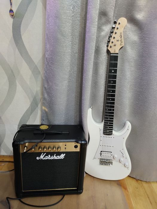 Marshall mg 15 для електро гітари та акустика polcraft