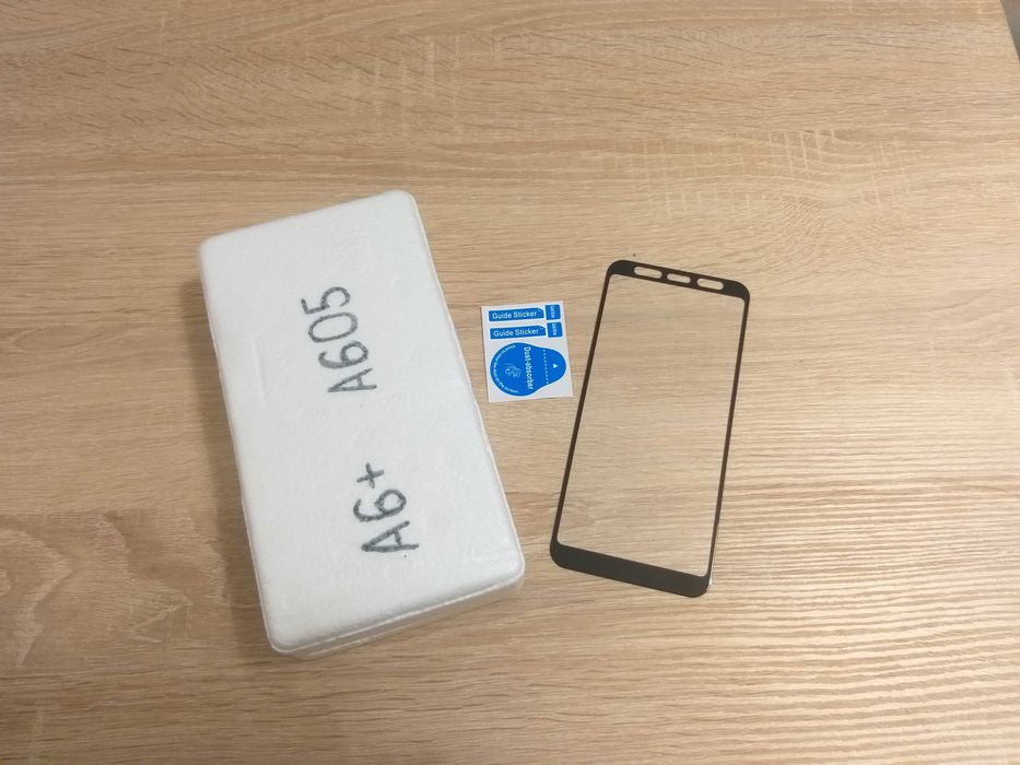 Захисне скло на телефон Samsung A6 Plus
