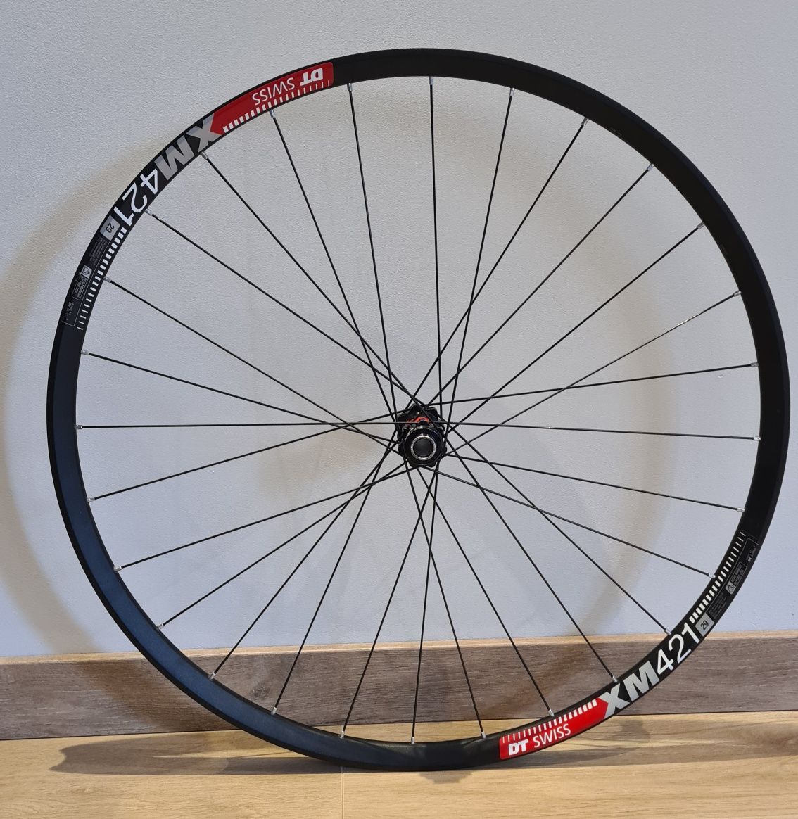 Koło przednie MTB 29 dt swiss XM421 piasta 240s oś 15x100 Rocket Ron