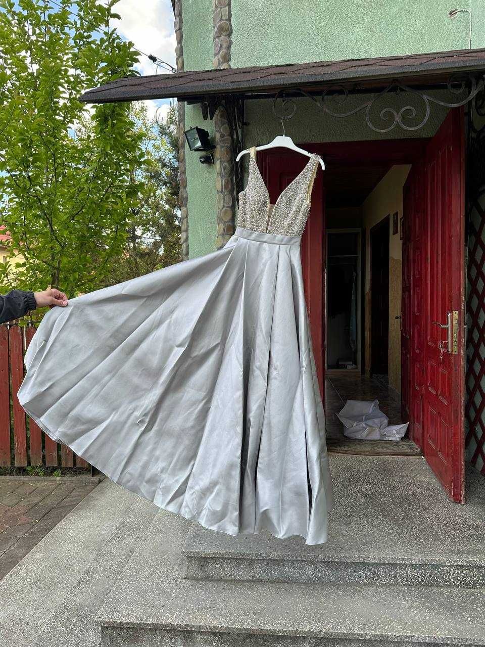 Випускне/Весільне плаття