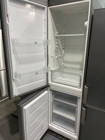Продам Холодильник Whirlpool