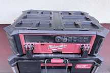 M18 PACKOUT radio ładowarka Bluetooth PRCDAB+