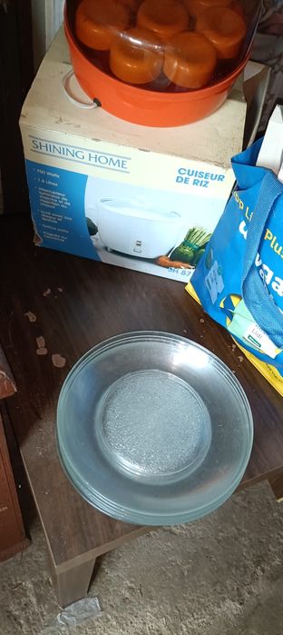 Vários artigos para desocupar